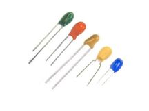 CAPACITOR TANTALO   3,3 UF / 10V